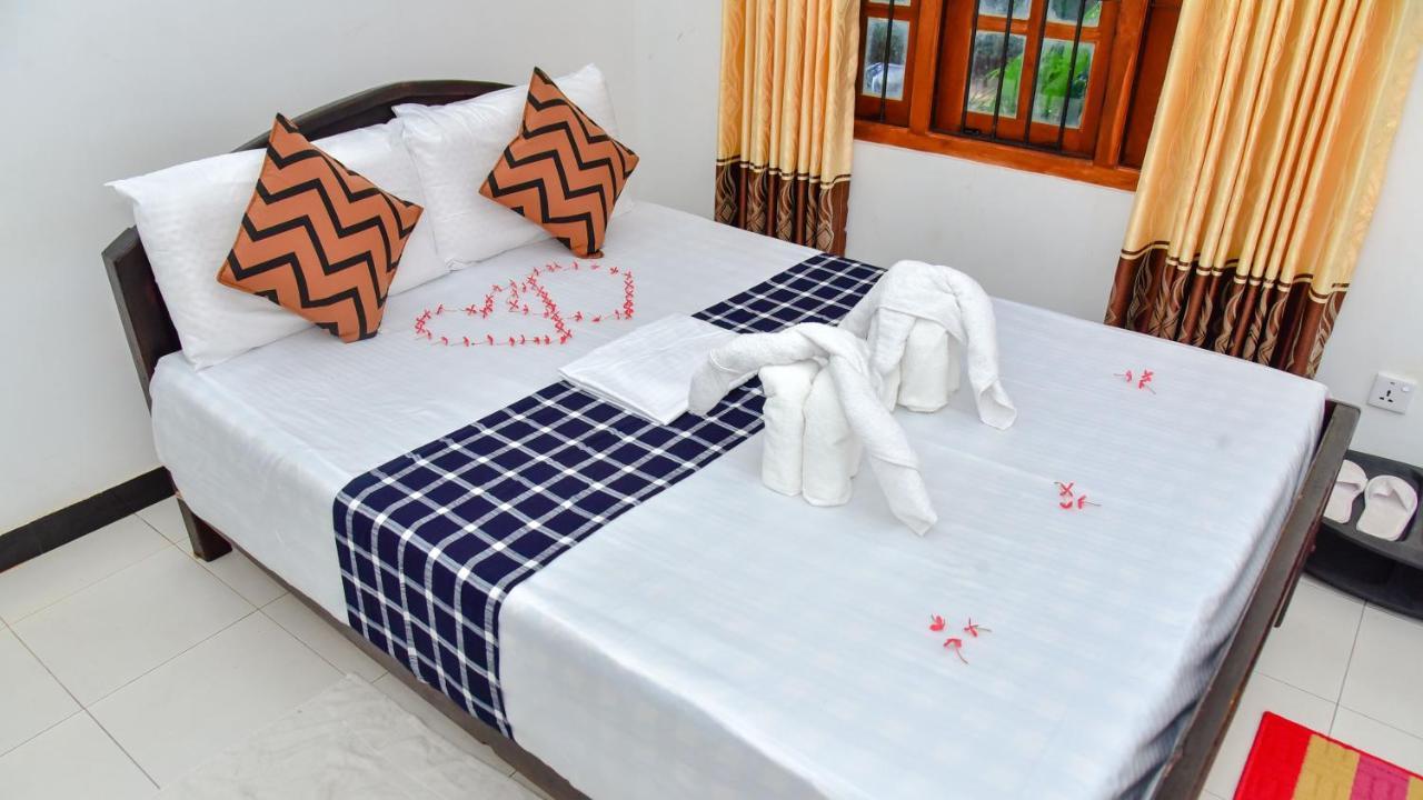 The King'S Garden Resort 담불라 외부 사진