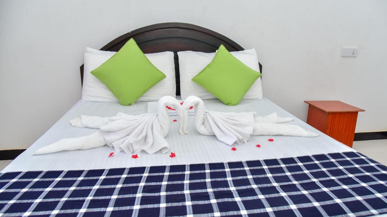 The King'S Garden Resort 담불라 외부 사진