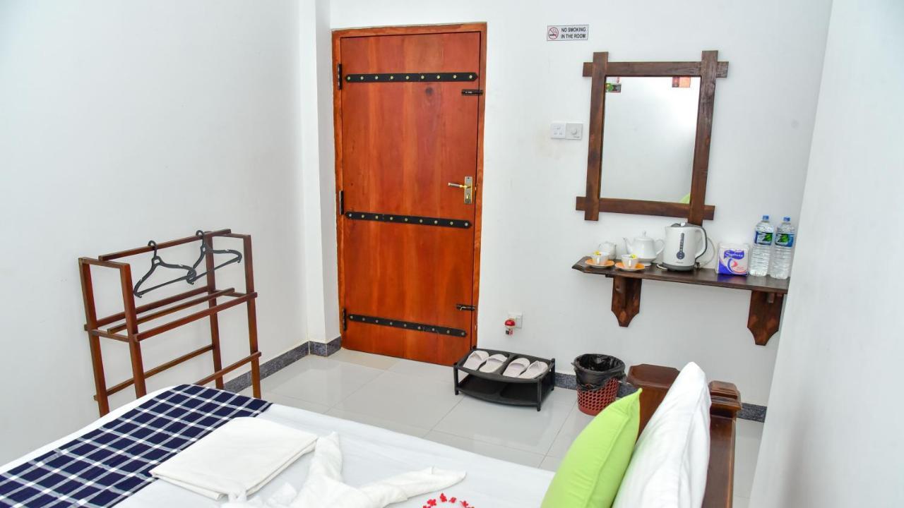 The King'S Garden Resort 담불라 외부 사진